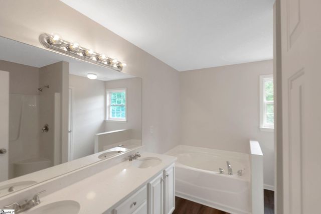 4 Dade Court, Taylors, SC 29687