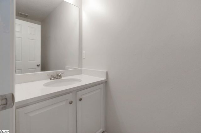 4 Dade Court, Taylors, SC 29687