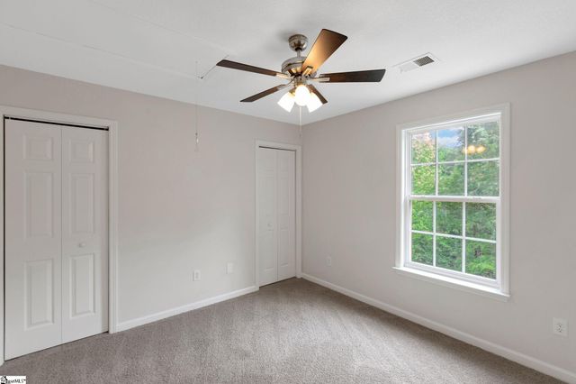 4 Dade Court, Taylors, SC 29687
