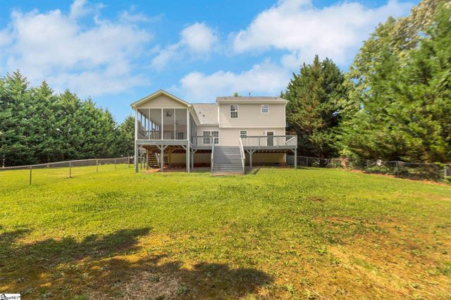 4 Dade Court, Taylors, SC 29687