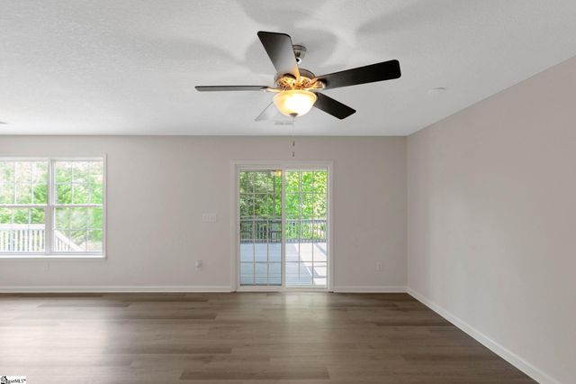 4 Dade Court, Taylors, SC 29687