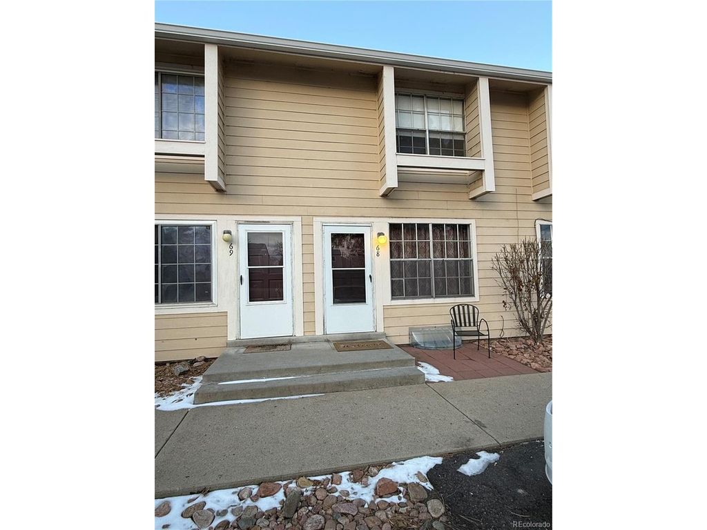 8945 Field St 68, Broomfield, CO 80021