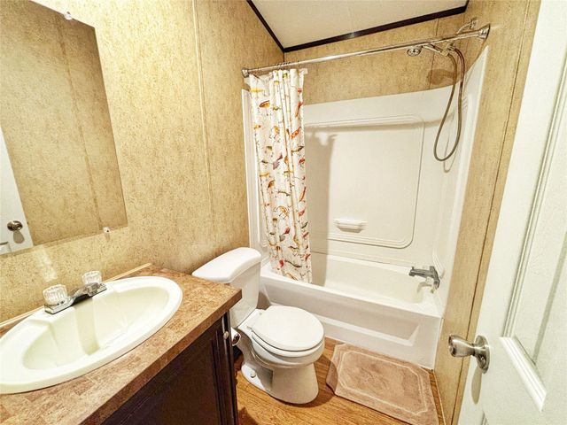 8 River Drive, Trinity, TX 75862