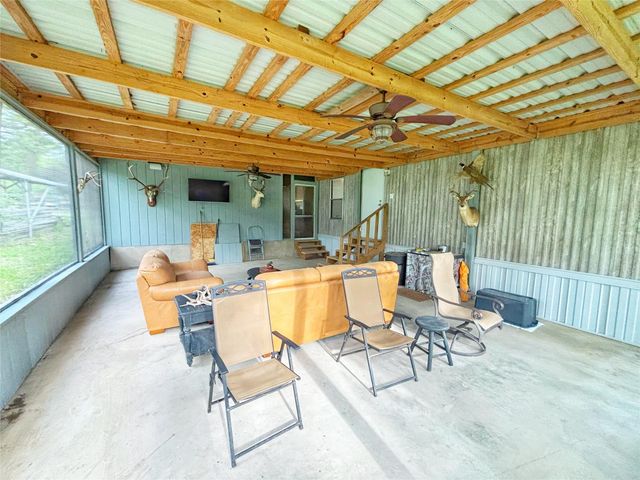 8 River Drive, Trinity, TX 75862