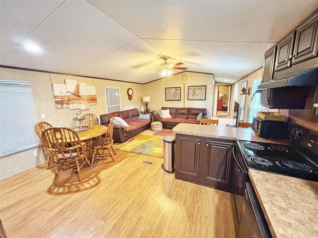 8 River Drive, Trinity, TX 75862