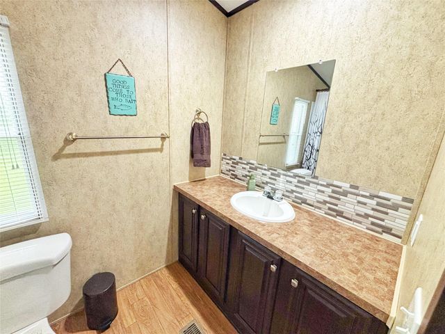 8 River Drive, Trinity, TX 75862
