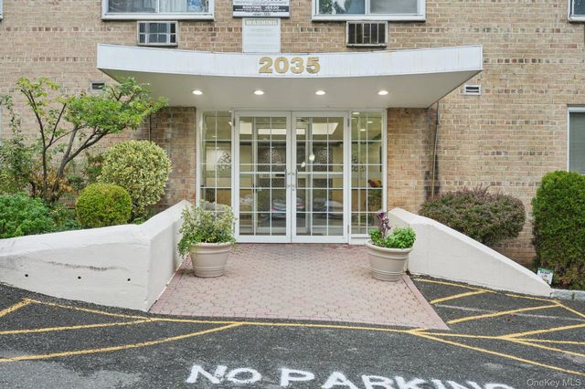 2035 Central Park Avenue 1K, Yonkers, NY 10710