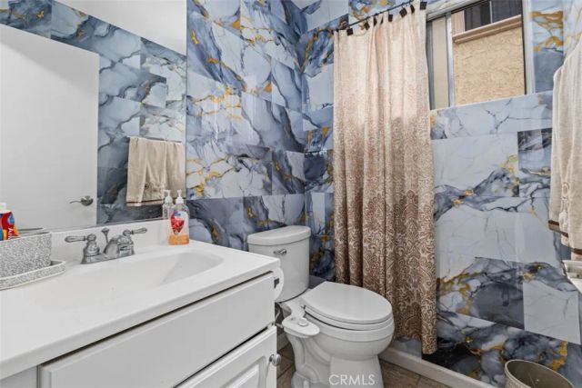 20146 Cohasset 11, Winnetka, CA 91306