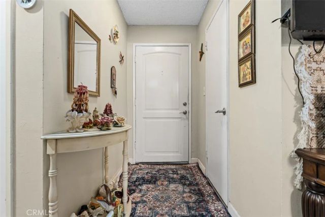 20146 Cohasset 11, Winnetka, CA 91306