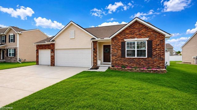 58221 River Oaks Drive, New Haven, MI 48048
