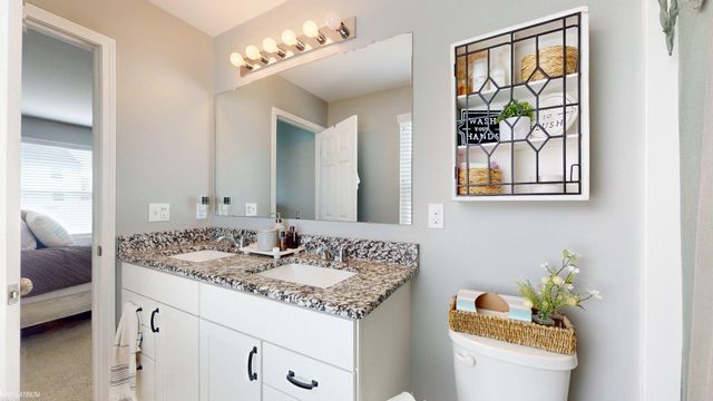 58221 River Oaks Drive, New Haven, MI 48048