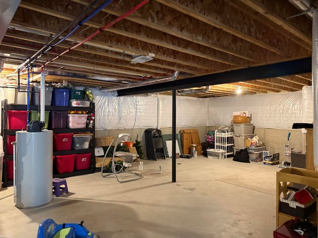 58221 River Oaks Drive, New Haven, MI 48048