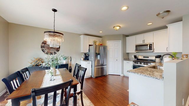 58221 River Oaks Drive, New Haven, MI 48048