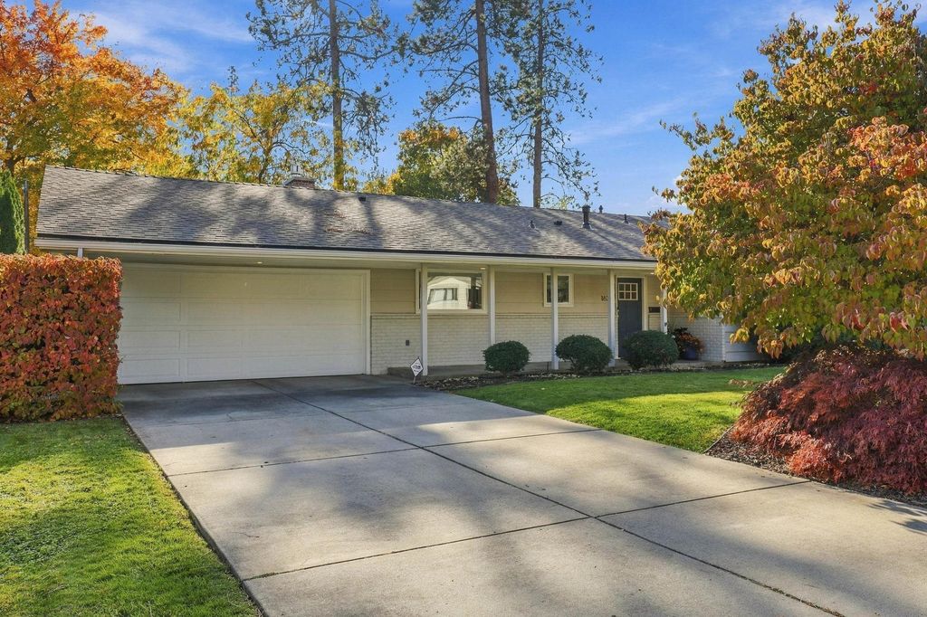 1624 E 34th Ave, Spokane, WA 99203 photo 3