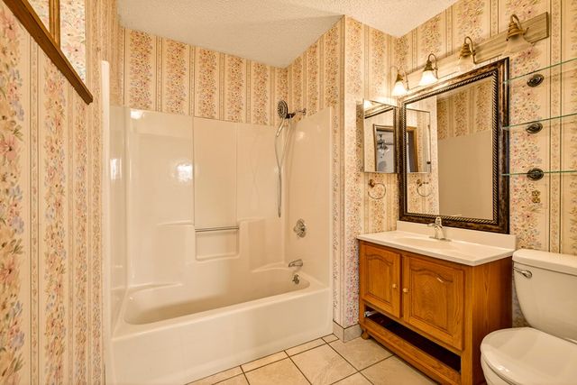 951 Mcclure Drive, Hayesville, NC 28904