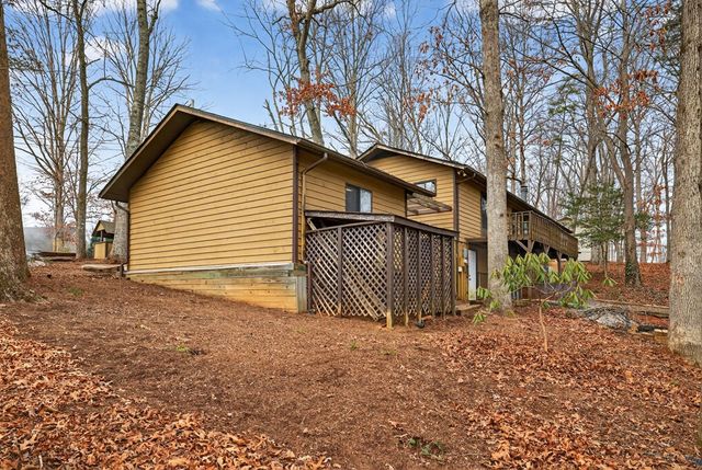 951 Mcclure Drive, Hayesville, NC 28904