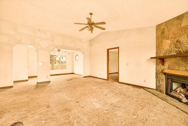 951 Mcclure Drive, Hayesville, NC 28904