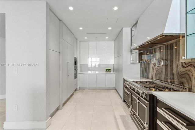 17901 Collins Ave 1803, Sunny Isles Beach, FL 33160