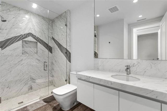 17901 Collins Ave 1803, Sunny Isles Beach, FL 33160