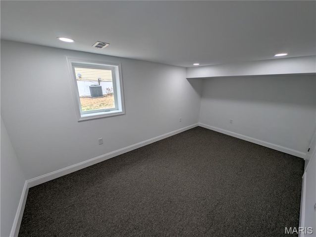401 E Acton Avenue, Wood River, IL 62095