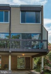 1223 N QUINN ST, Arlington, VA 22209