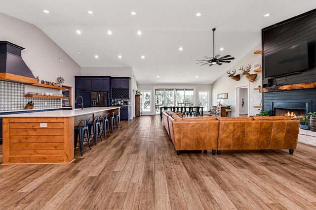 1435 County Road 3550, Valley Mills, TX 76689