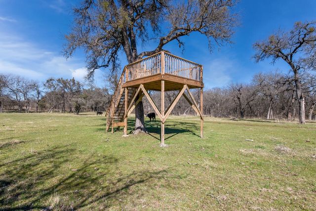 1435 County Road 3550, Valley Mills, TX 76689