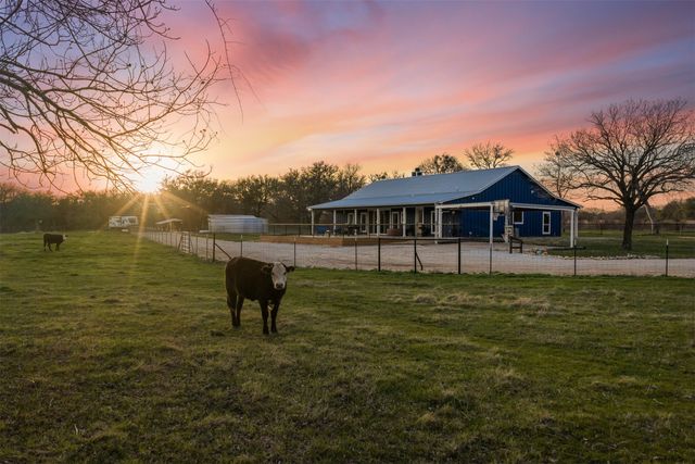 1435 County Road 3550, Valley Mills, TX 76689