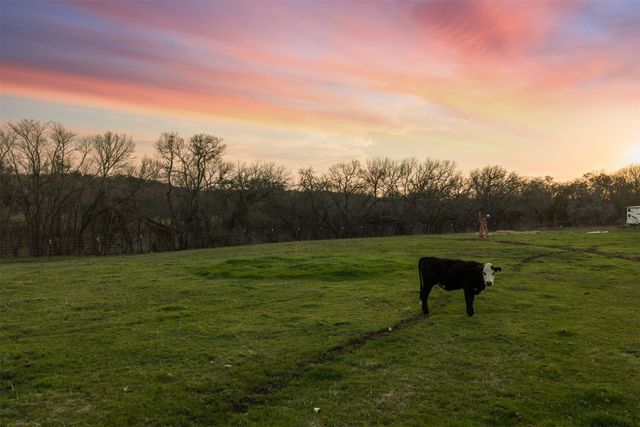 1435 County Road 3550, Valley Mills, TX 76689