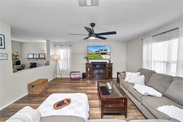 4188 FESTIVAL POINTE BOULEVARD, Mulberry, FL 33860