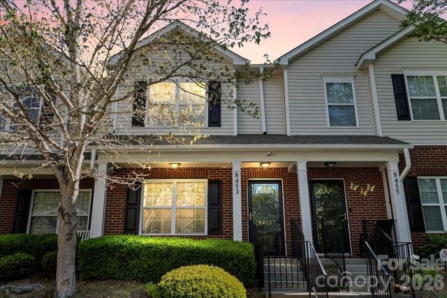 8453 Big Creek Court, Charlotte, NC 28105