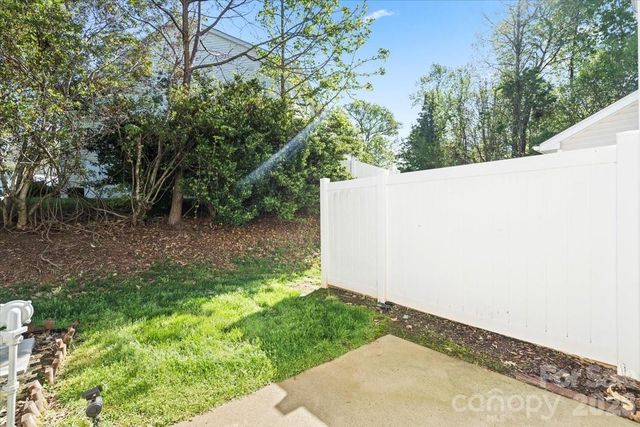 8453 Big Creek Court, Charlotte, NC 28105