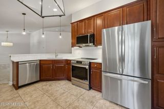 8657 LITTLE SWIFT Circle, 27D, Jacksonville, FL 32256
