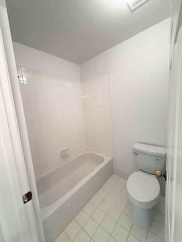 111 FOX MEADOW Run, Jupiter, FL 33458