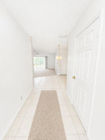 111 FOX MEADOW Run, Jupiter, FL 33458