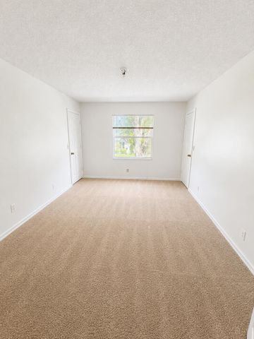 111 FOX MEADOW Run, Jupiter, FL 33458