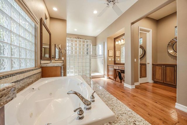 311 Loch Lomond Road, Rancho Mirage, CA 92270