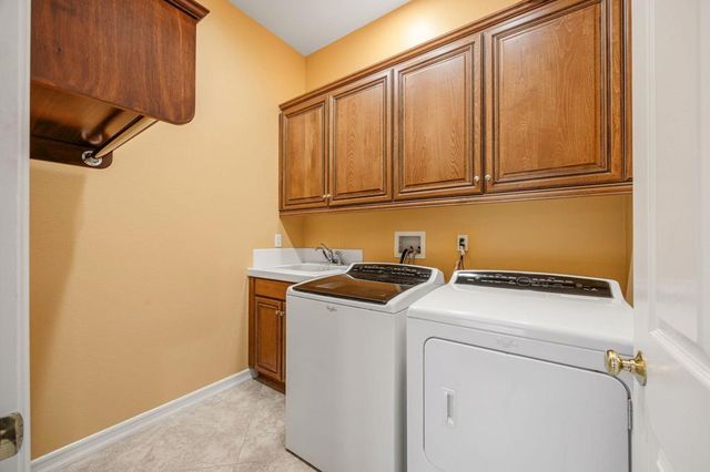 311 Loch Lomond Road, Rancho Mirage, CA 92270