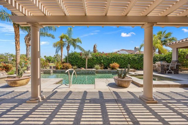 311 Loch Lomond Road, Rancho Mirage, CA 92270
