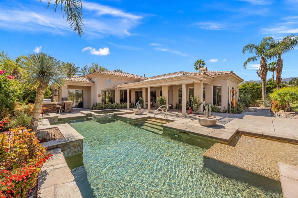 311 Loch Lomond Road, Rancho Mirage, CA 92270