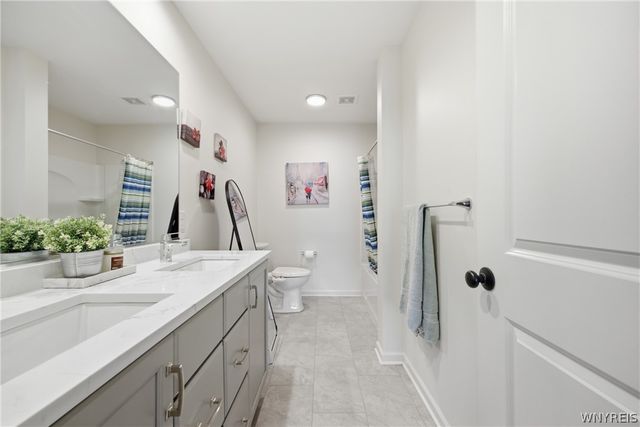 4665 Carlyes Court, Hamburg, NY 14075