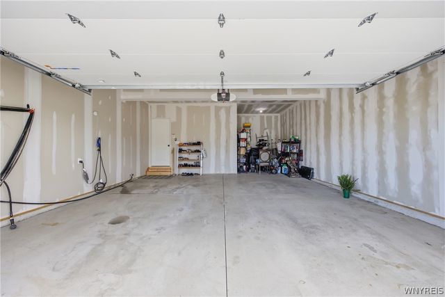 4665 Carlyes Court, Hamburg, NY 14075