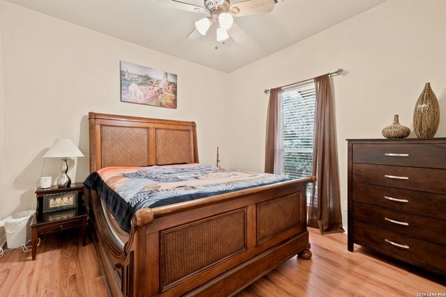9915 ALMS PARK DR, San Antonio, TX 78250