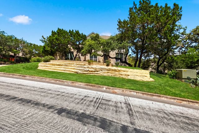 9915 ALMS PARK DR, San Antonio, TX 78250