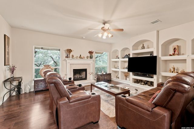 9915 ALMS PARK DR, San Antonio, TX 78250