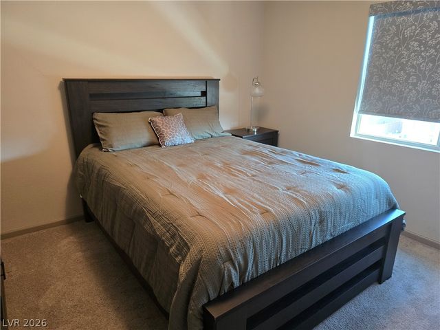 8083 Haywood Estate Avenue, Las Vegas, NV 89113