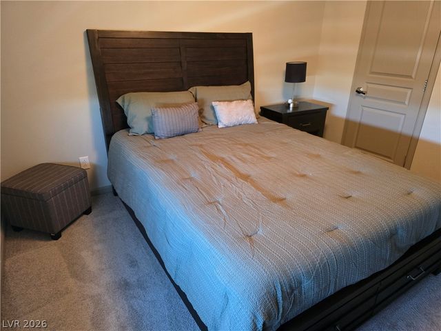 8083 Haywood Estate Avenue, Las Vegas, NV 89113