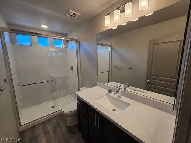 8083 Haywood Estate Avenue, Las Vegas, NV 89113