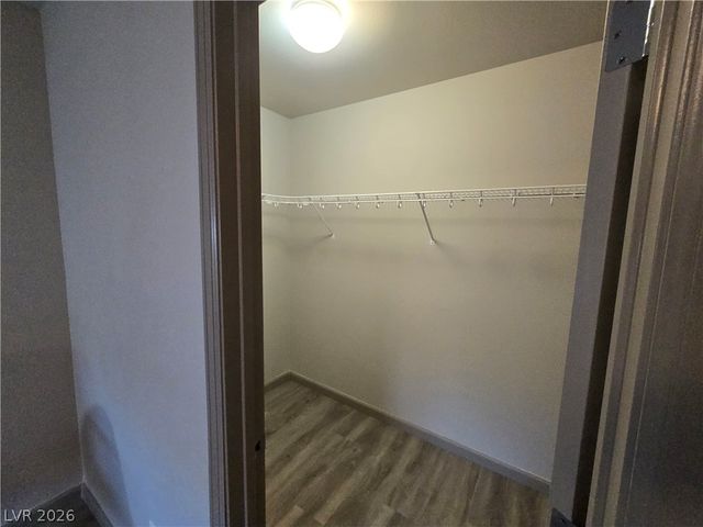 8083 Haywood Estate Avenue, Las Vegas, NV 89113