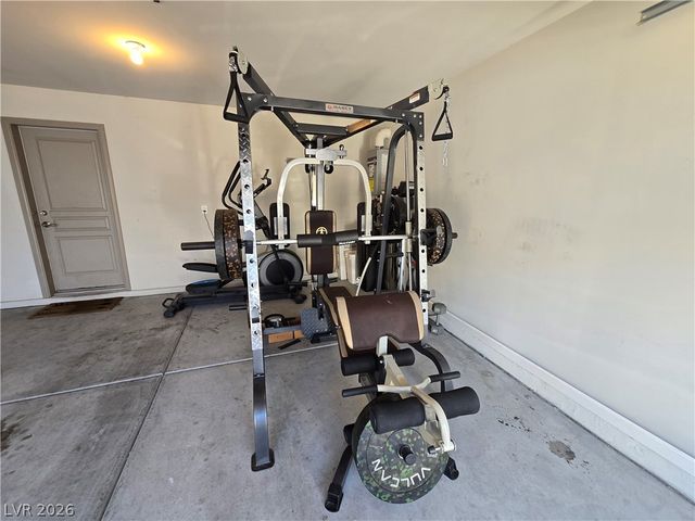 8083 Haywood Estate Avenue, Las Vegas, NV 89113